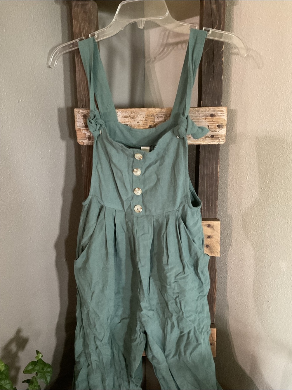 Green Button-Front Linen Blend Jumpsuit - Picture 2 of 4